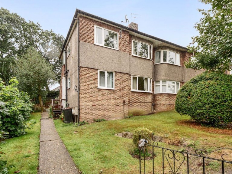 View Full Details for Kenilworth Road, Petts Wood