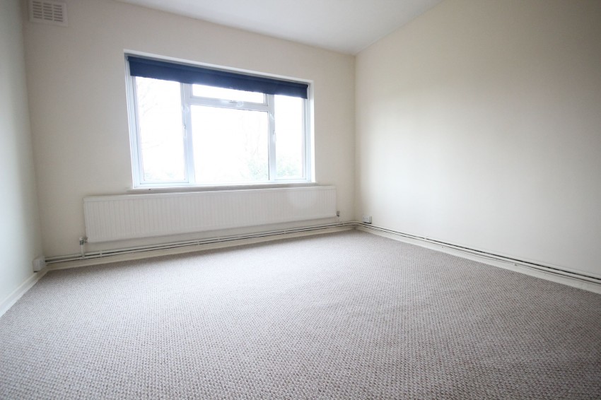 Images for Flat , Dale Court, Homesdale Road, Bromley